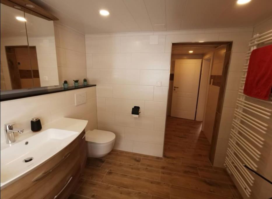 Apartment Chalet Im Sunnigen Usblick Wengen Luaran gambar