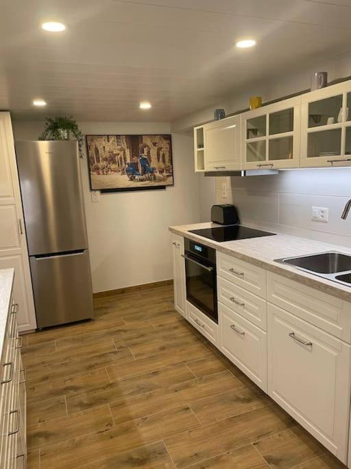 Apartment Chalet Im Sunnigen Usblick Wengen Luaran gambar